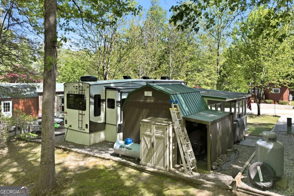 320 Leisure Acres Drive Property Photo 31