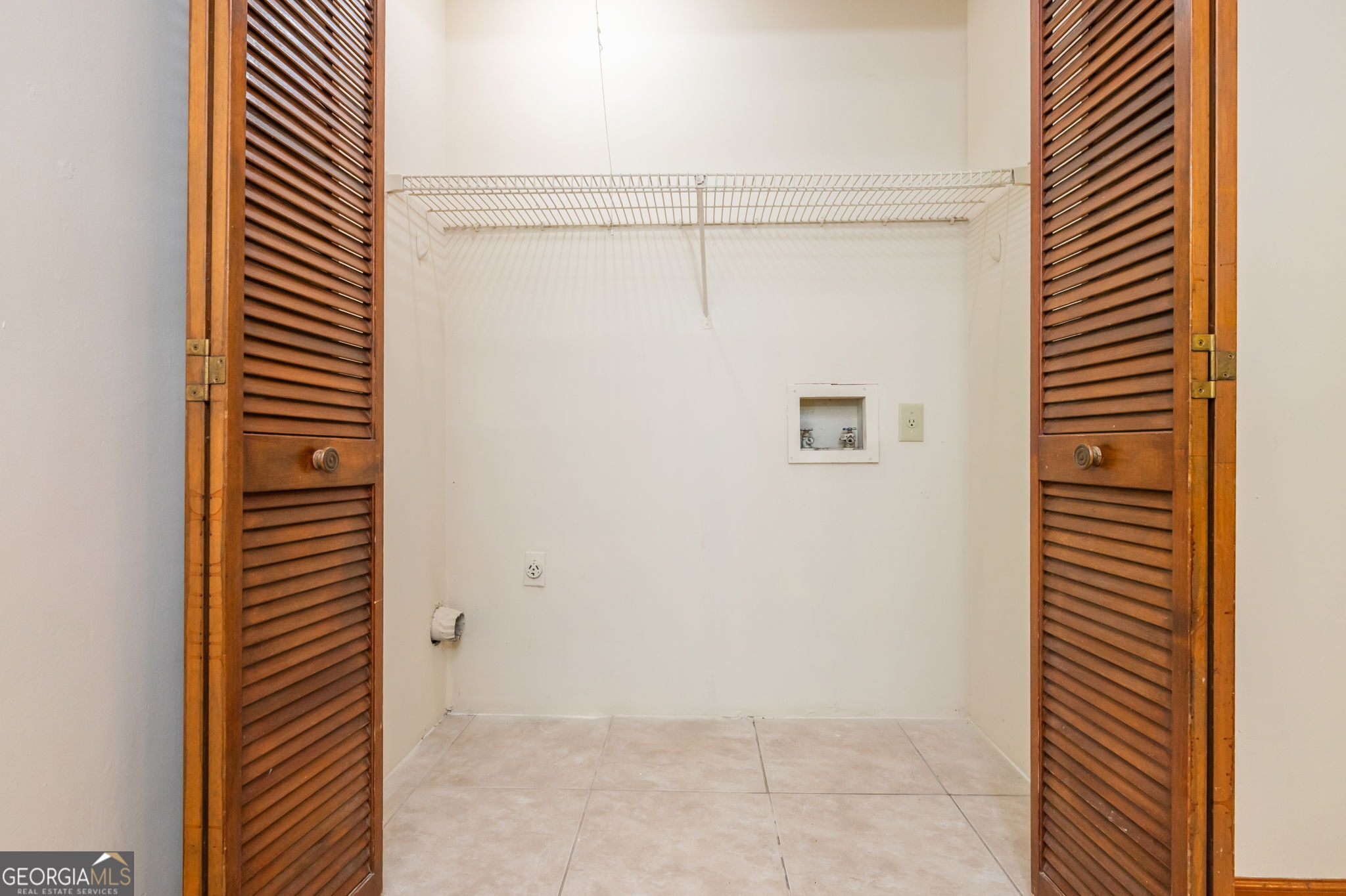 1544 Pine Creek Way Property Photo 20