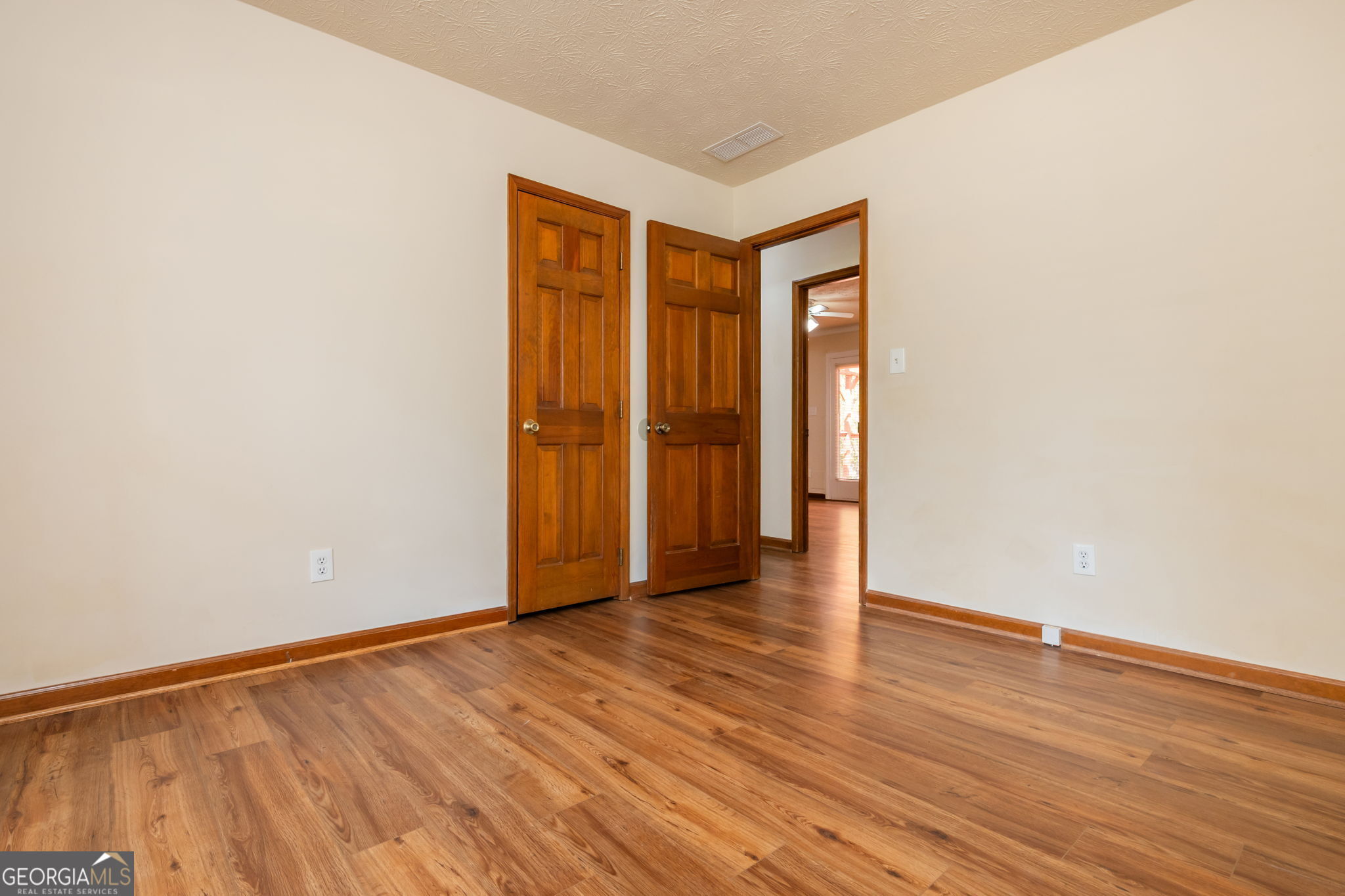 1544 Pine Creek Way Property Photo 29