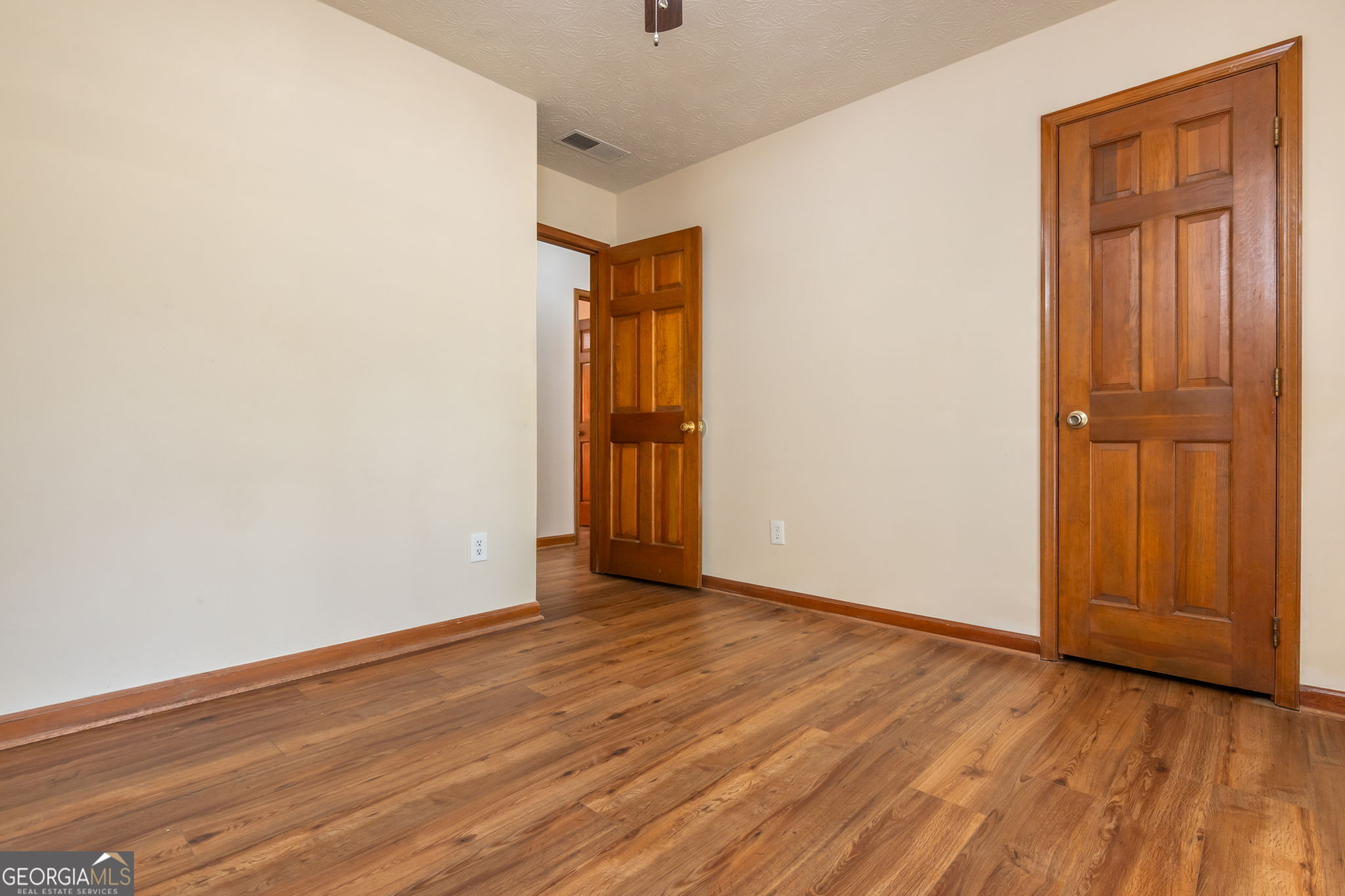 1544 Pine Creek Way Property Photo 31