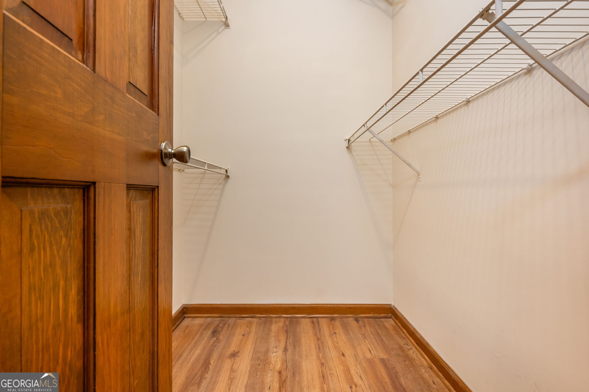 1544 Pine Creek Way Property Photo 32