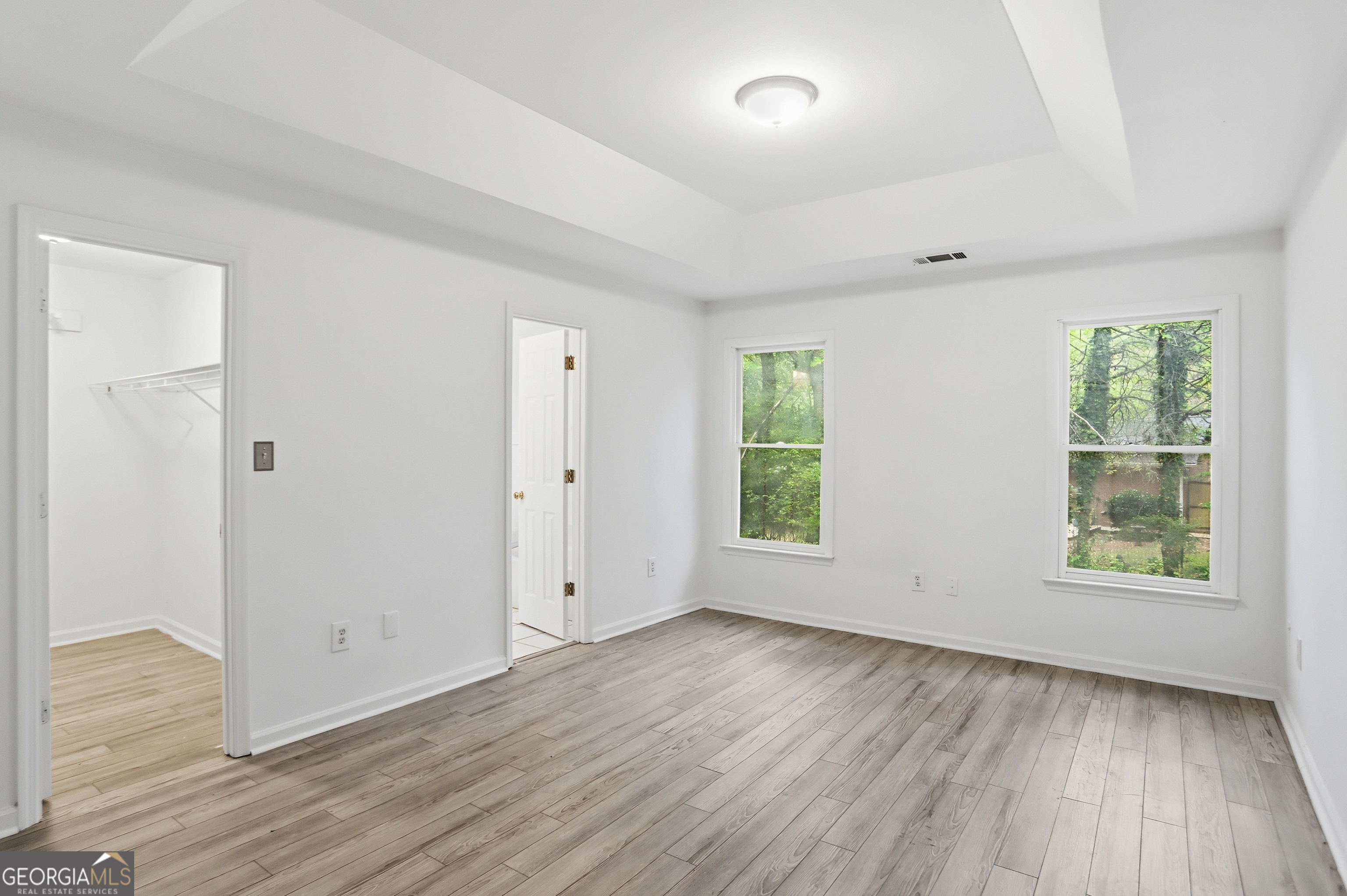 120 Brookstone Court Property Photo 4