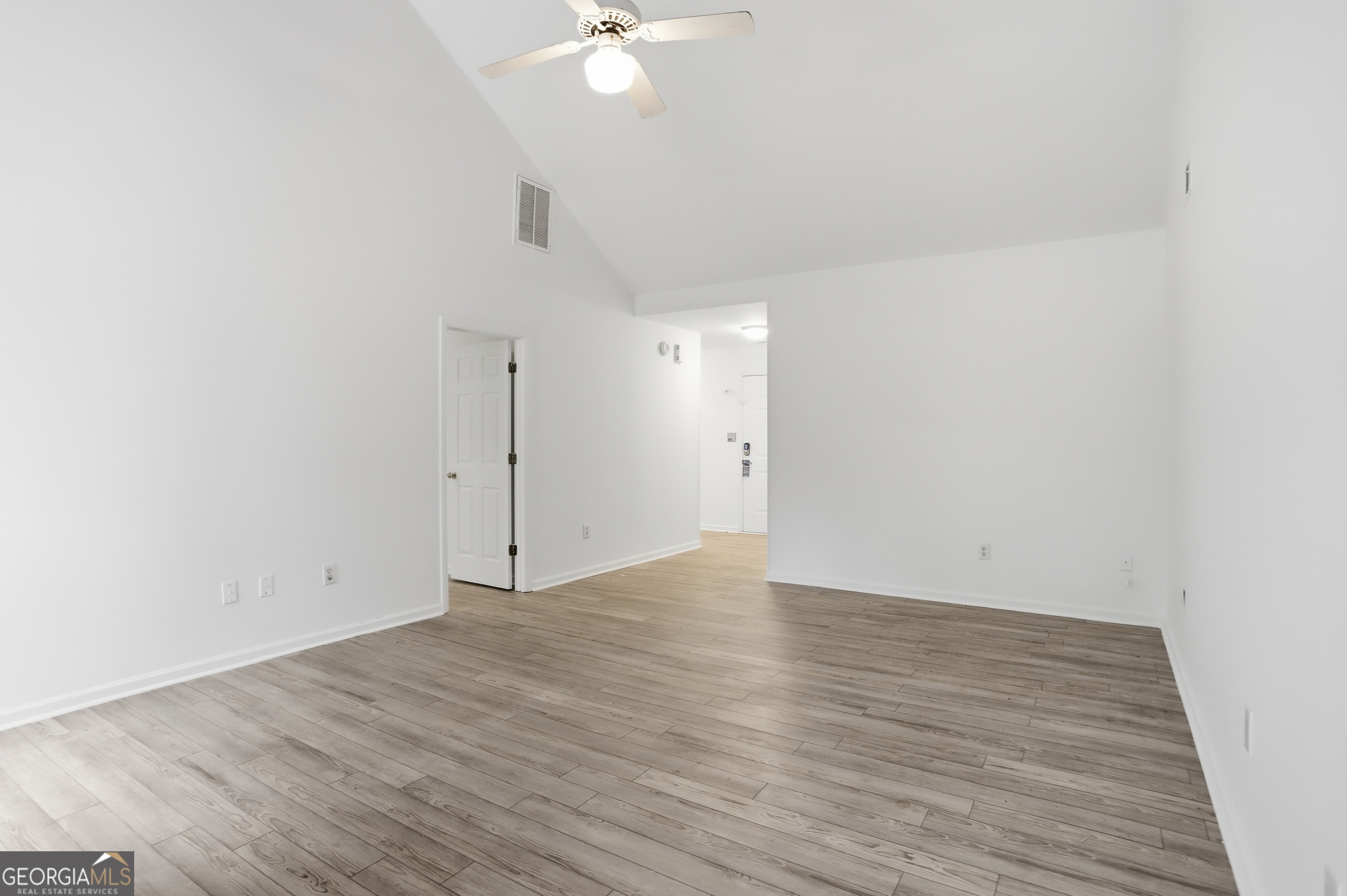 120 Brookstone Court Property Photo 9