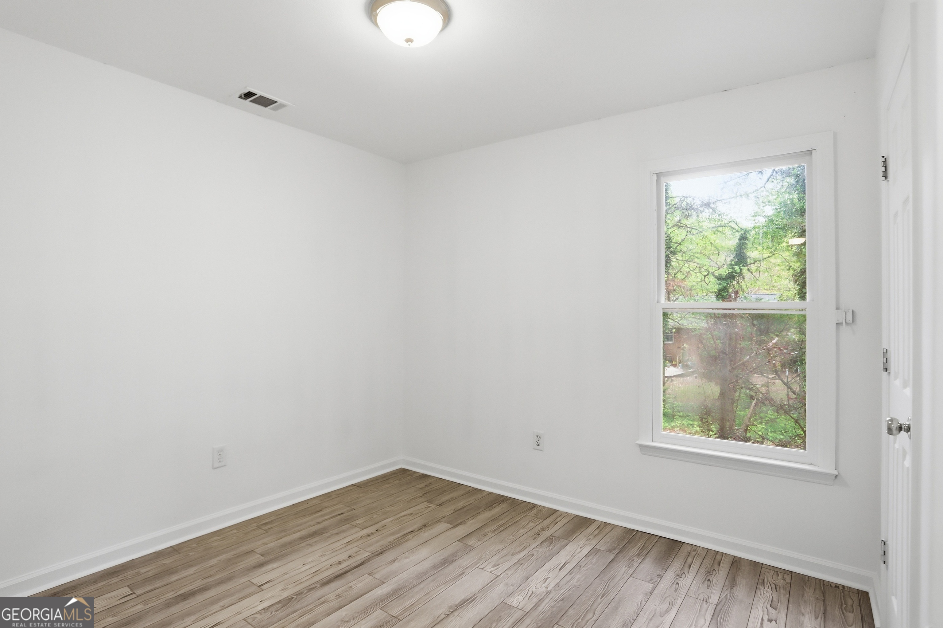 120 Brookstone Court Property Photo 16