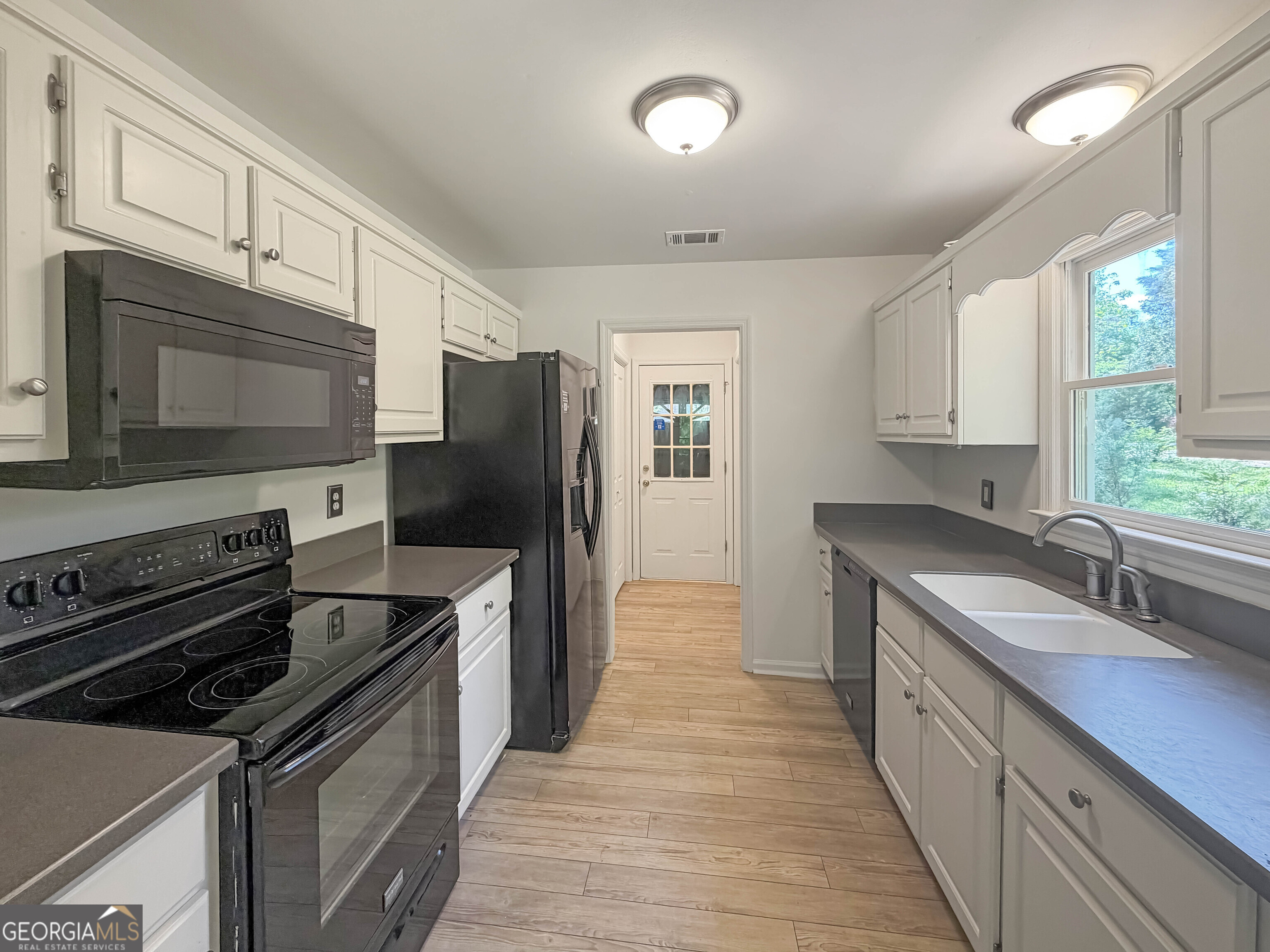 120 Brookstone Court Property Photo 28