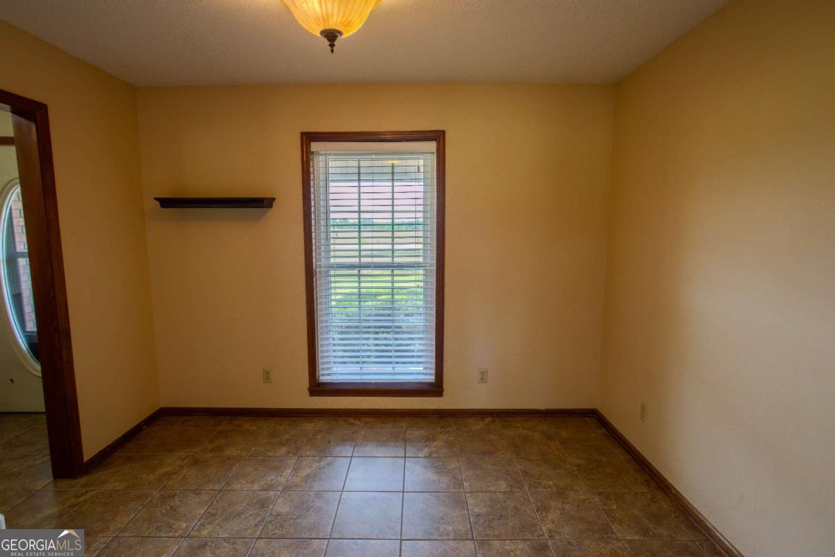 68 Smart Road Property Photo 6
