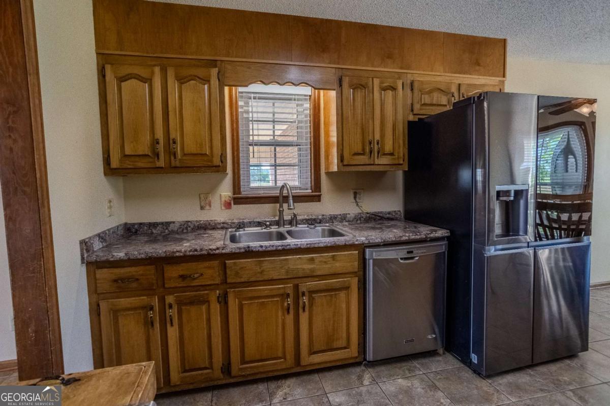 68 Smart Road Property Photo 8