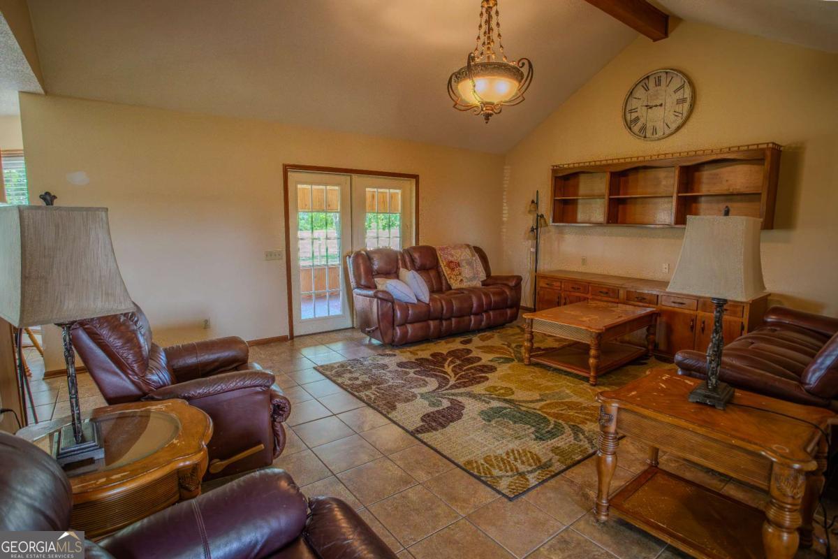 68 Smart Road Property Photo 11