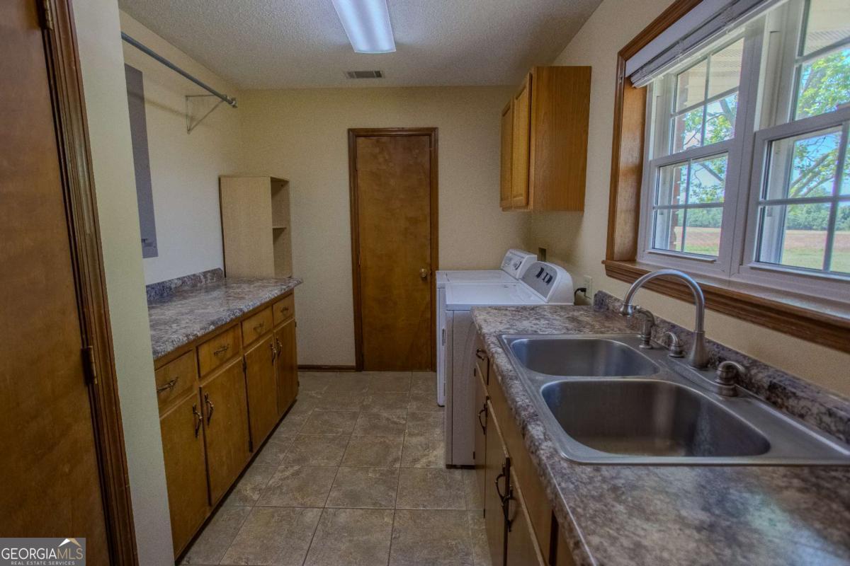 68 Smart Road Property Photo 12