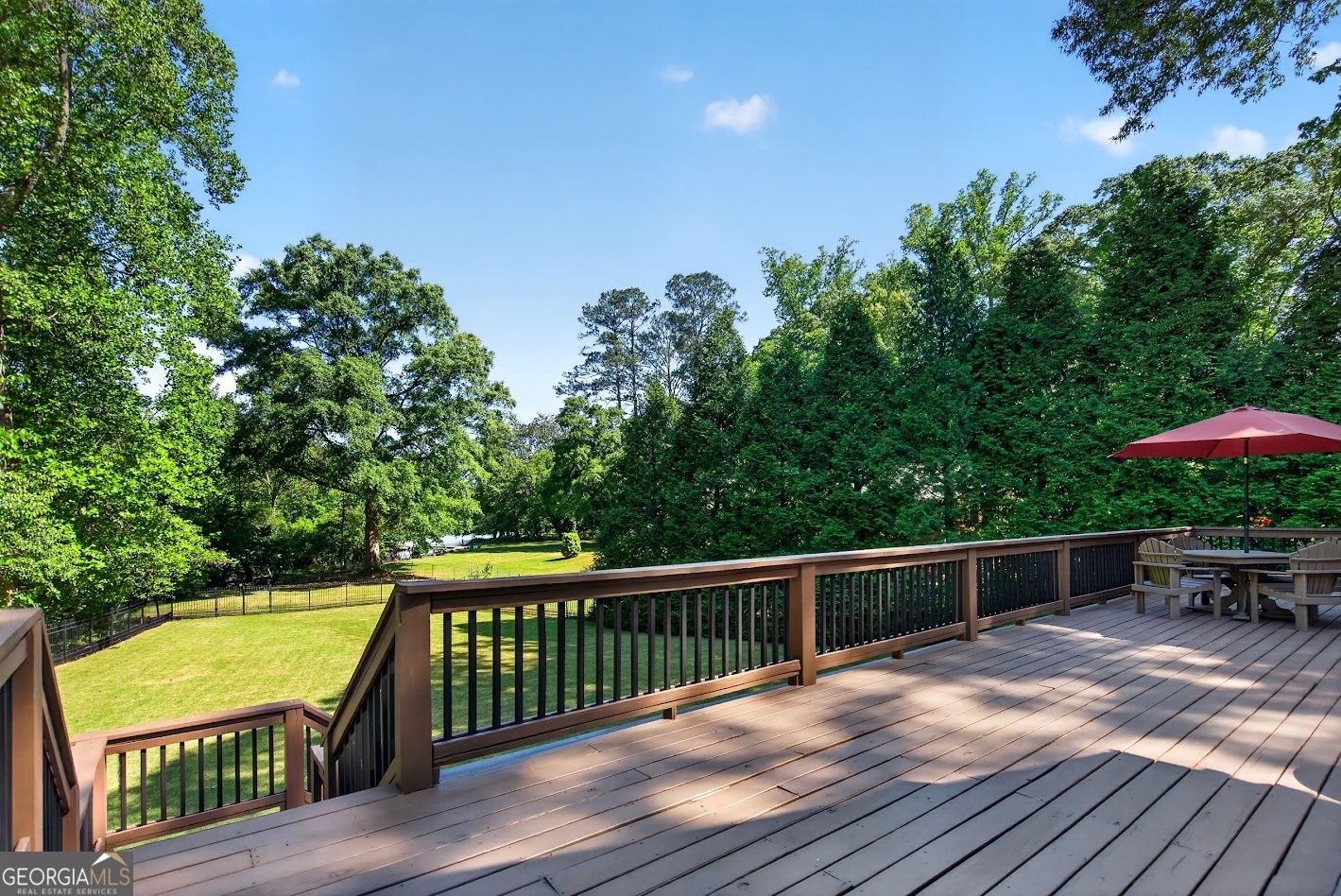 910 Piney Woods Drive Property Photo 27