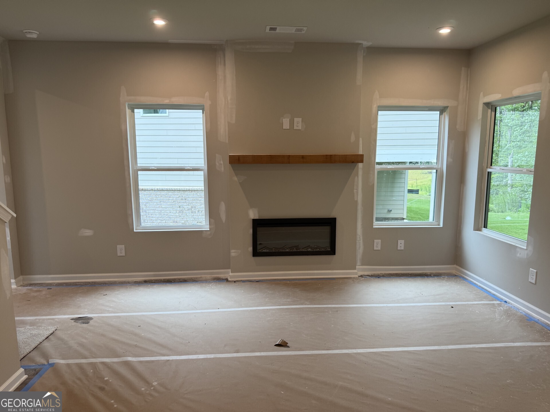 2030 Linda Drive Property Photo 7