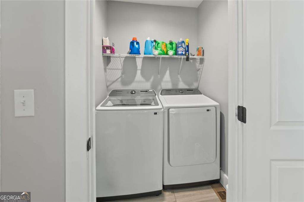 2061 Shady Lane Property Photo 35