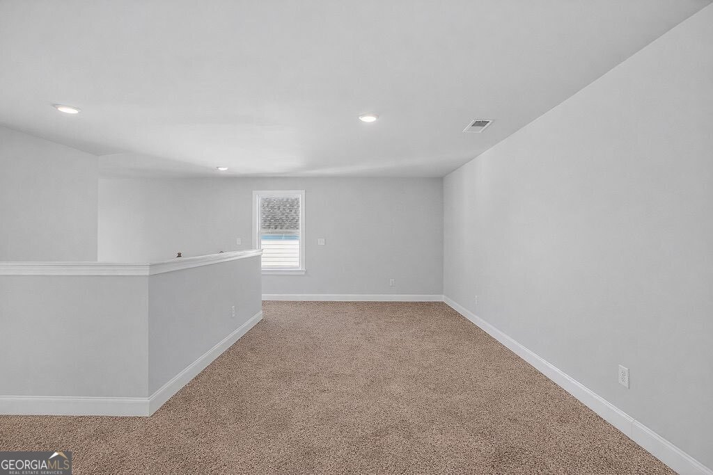 174 Classic Overlook Property Photo 22