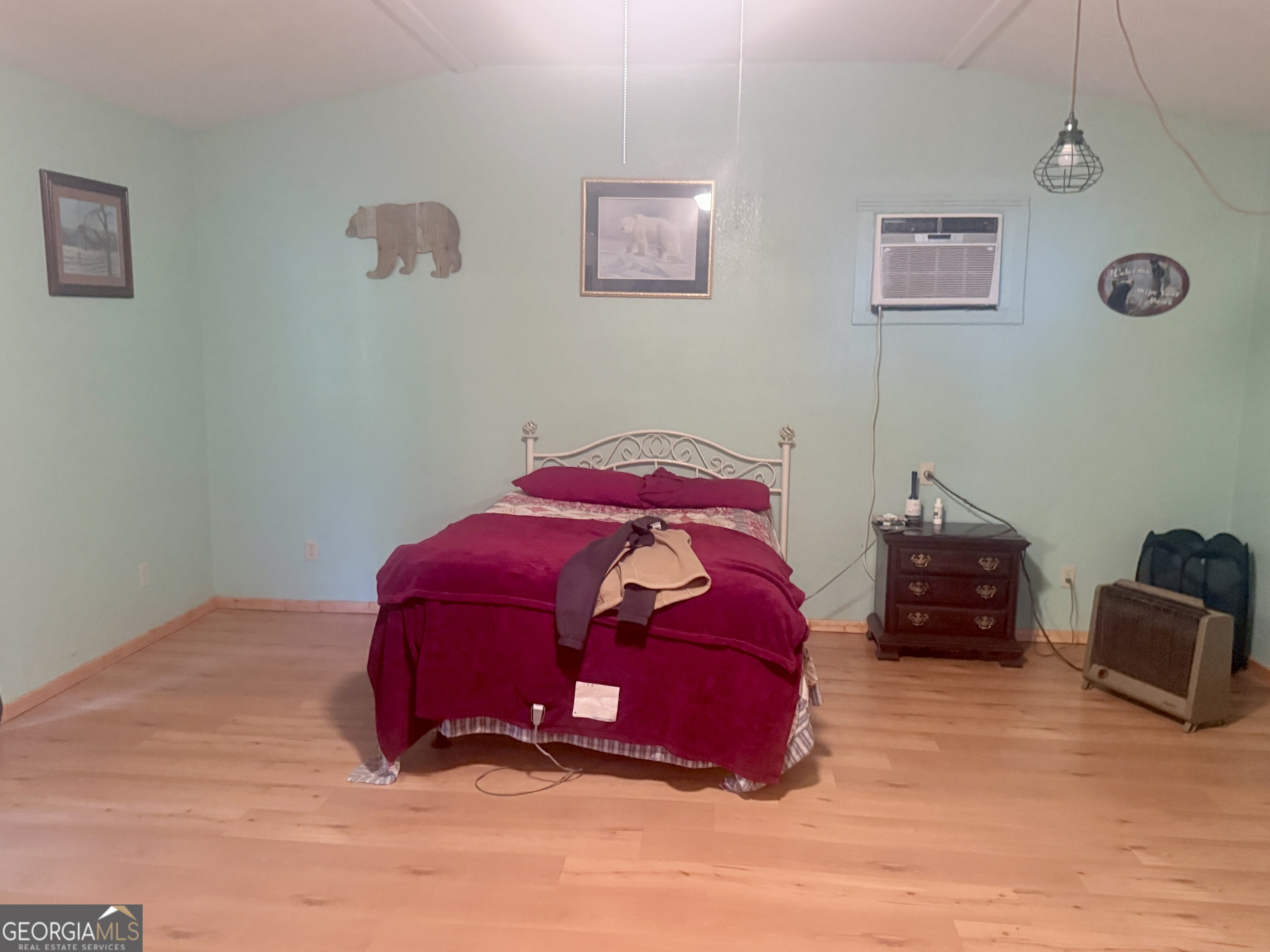1072 Mountain View Road Property Photo 11