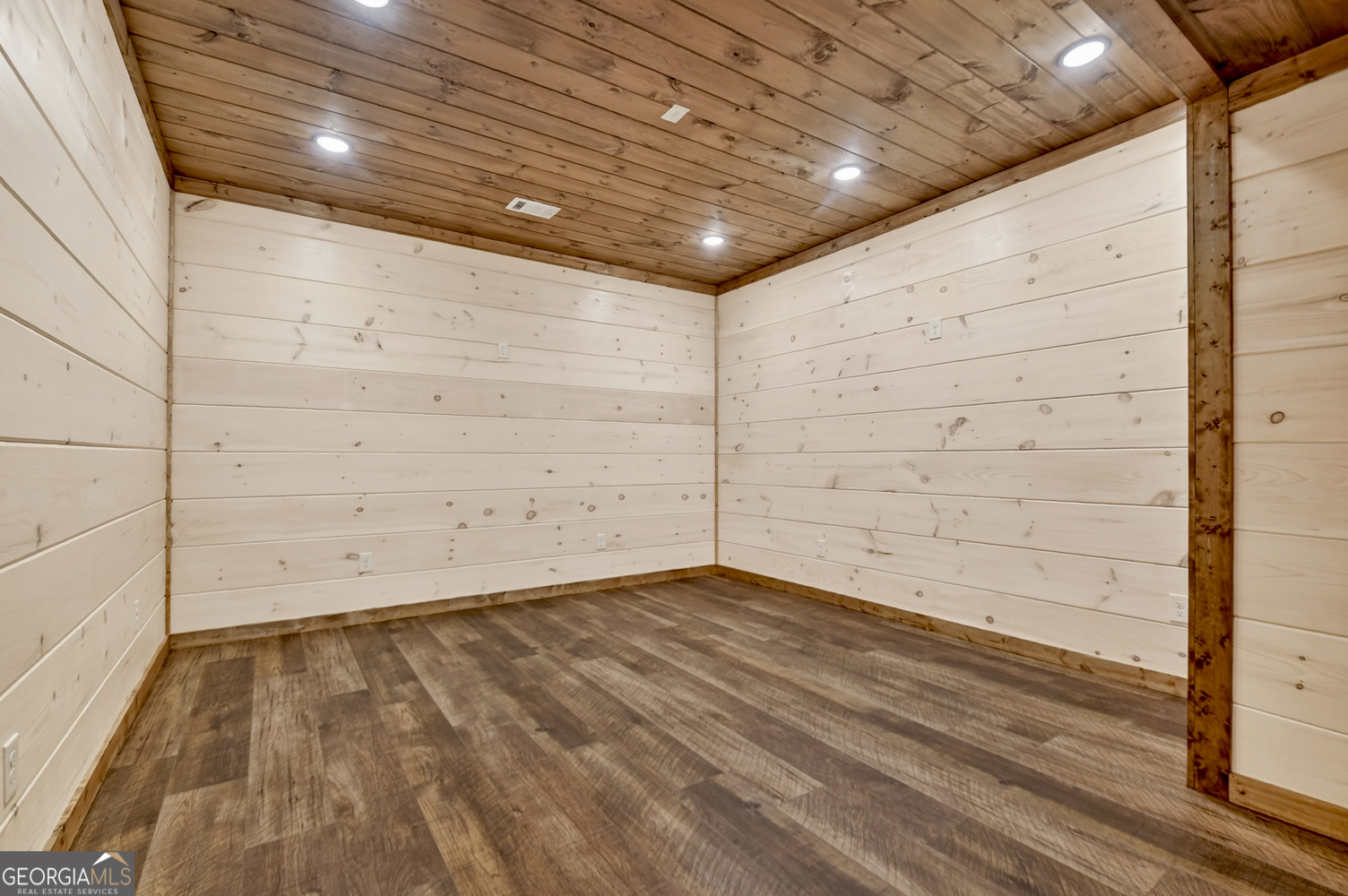 245 Moonstone Drive Property Photo 48