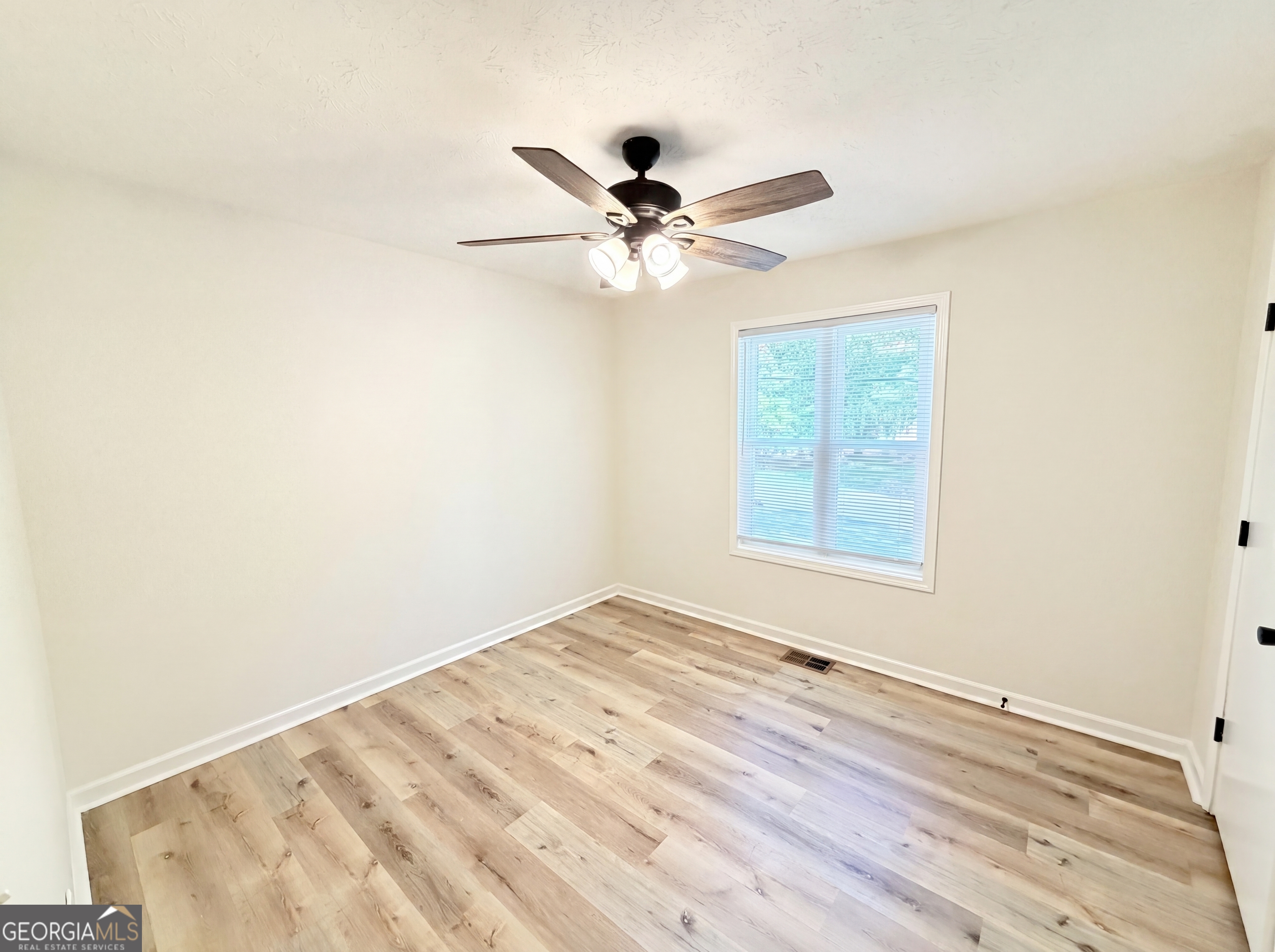 1327 Towne Harbor Trail Property Photo 12