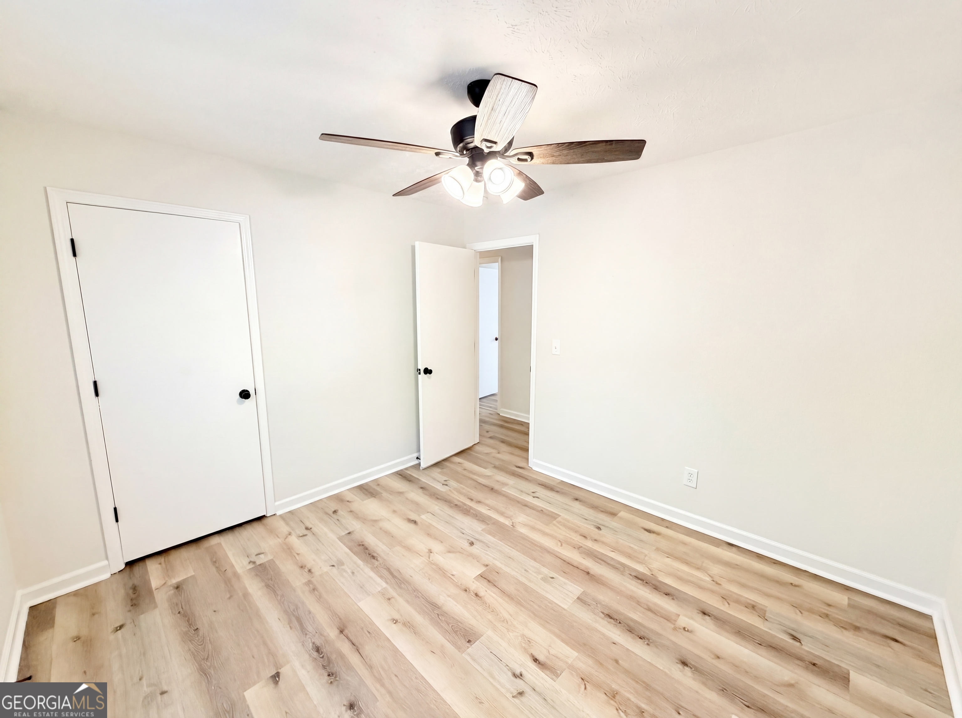 1327 Towne Harbor Trail Property Photo 13