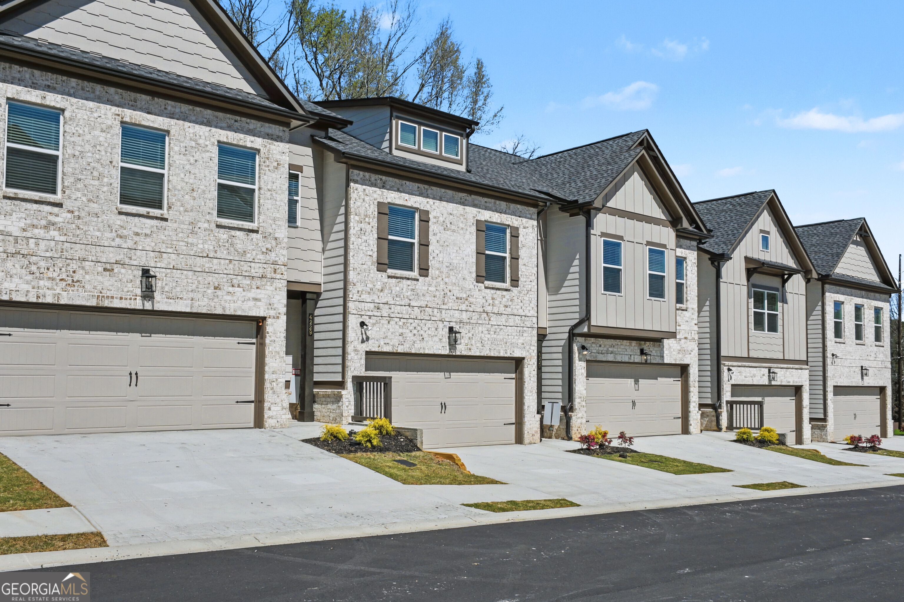 4301 Fern River Bend # 20 Property Photo 1