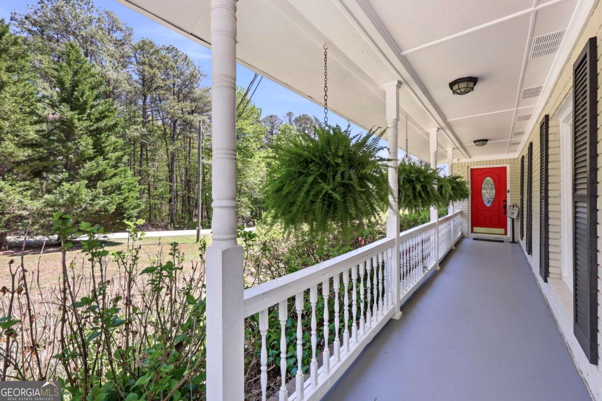 238 Currahee Circle Property Photo 10