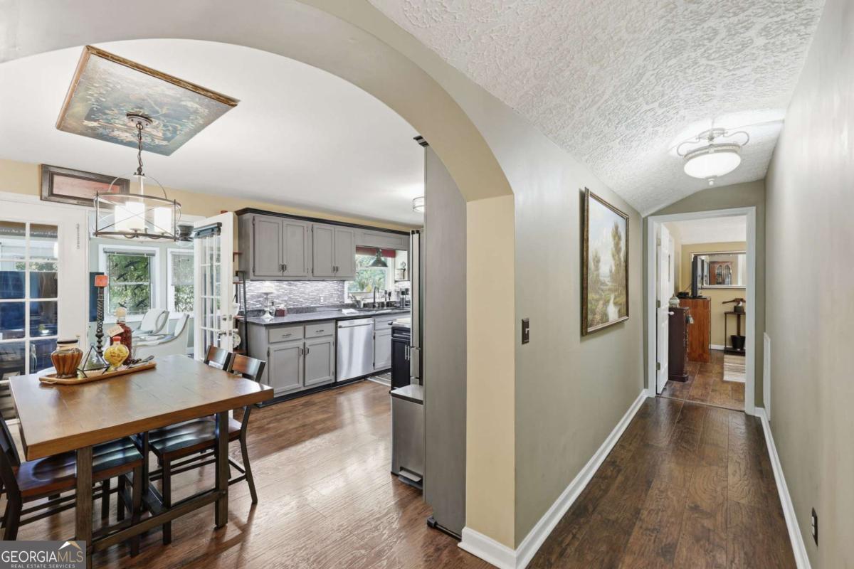 238 Currahee Circle Property Photo 15