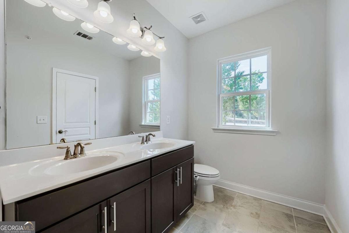 611 Hanlon Way Property Photo 26