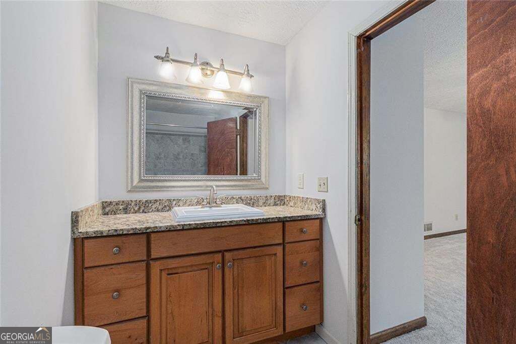 219 Park Avenue Property Photo 16