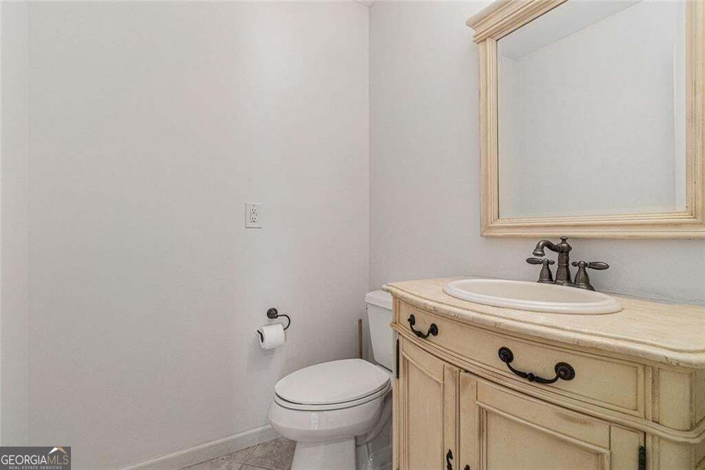 219 Park Avenue Property Photo 21