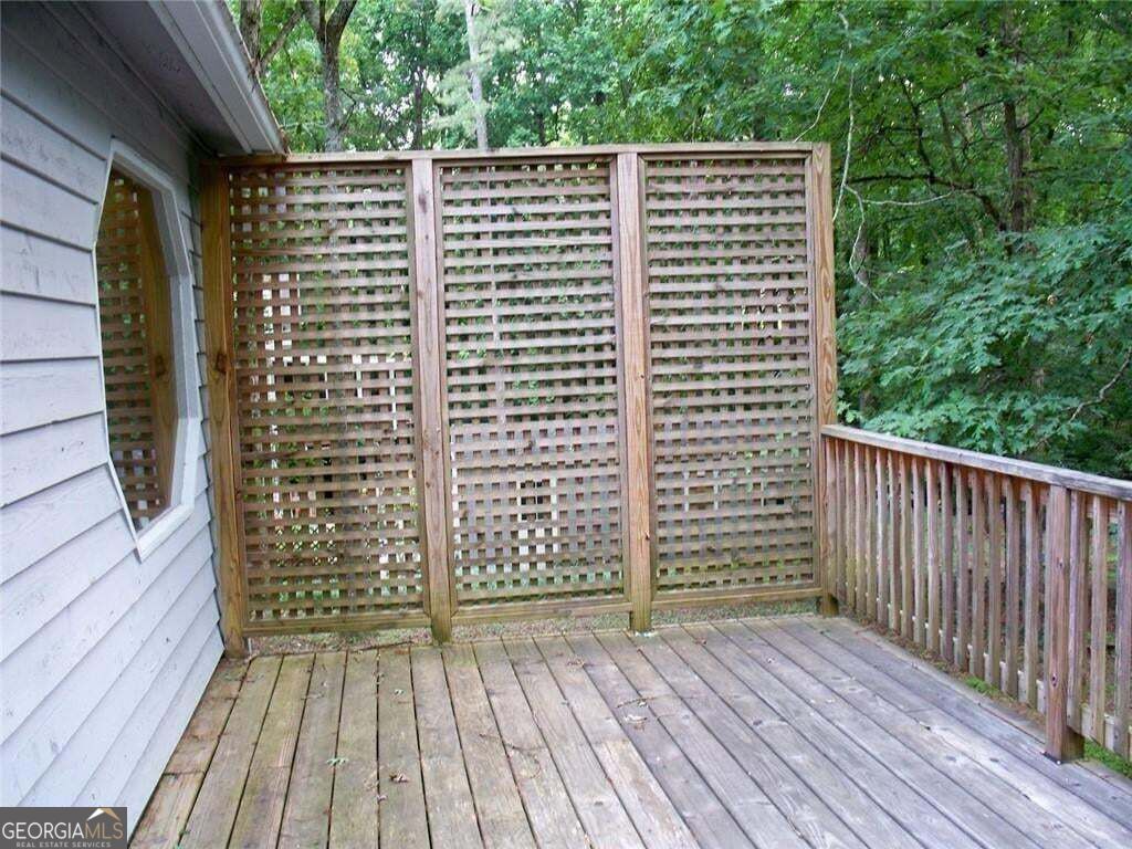 219 Park Avenue Property Photo 25