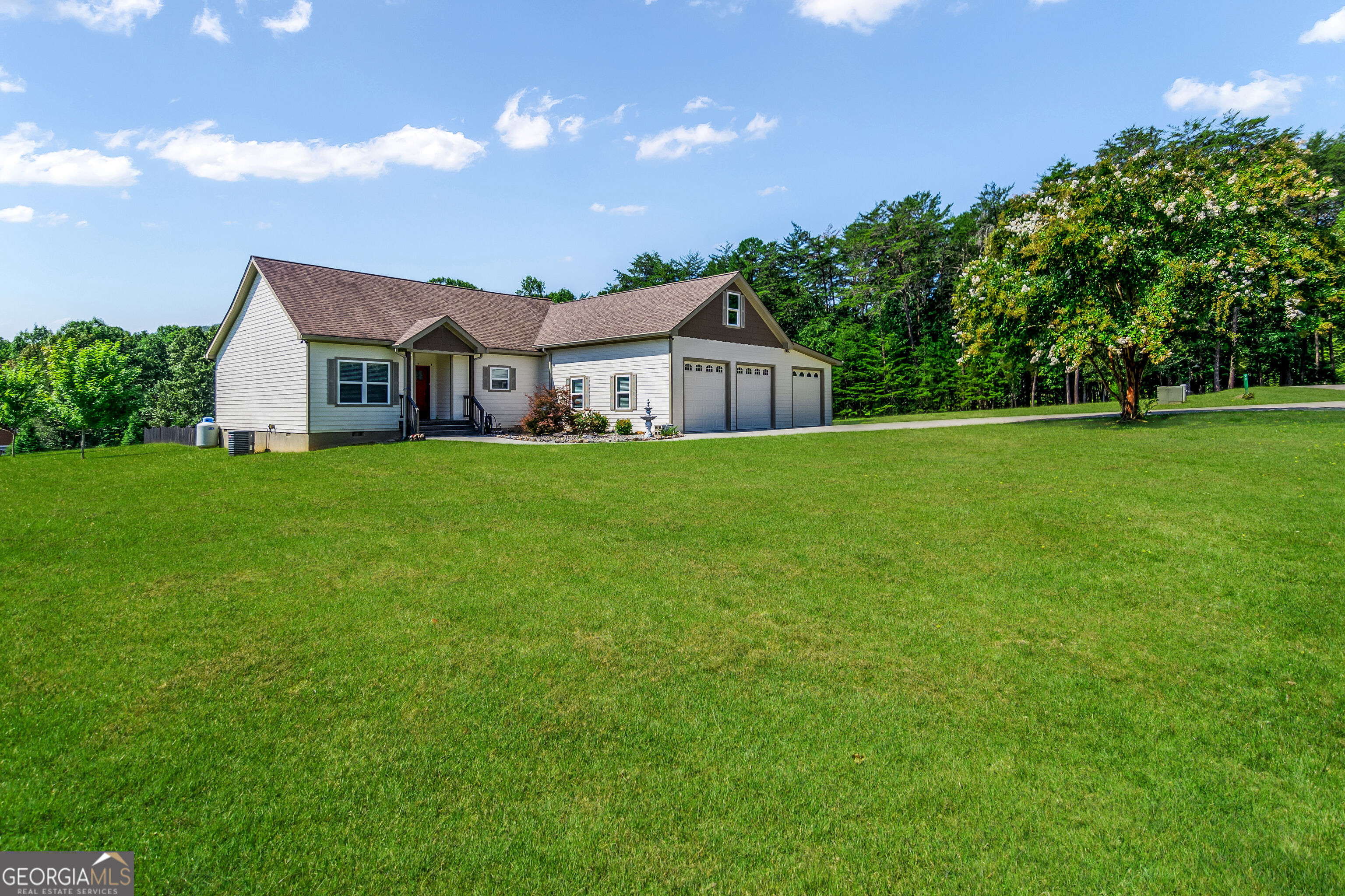 90 Whistle Pig Terrace Property Photo 3