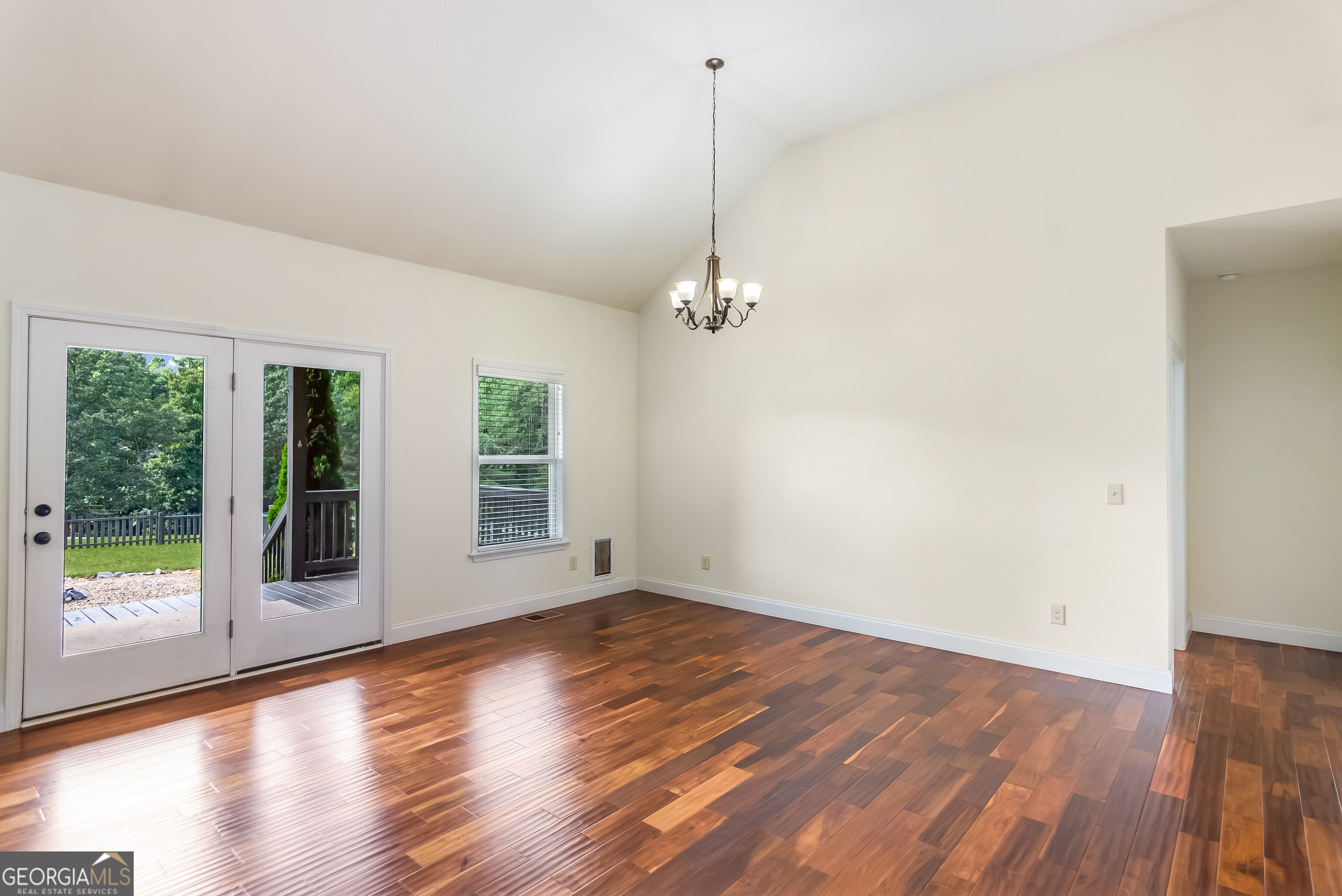 90 Whistle Pig Terrace Property Photo 15