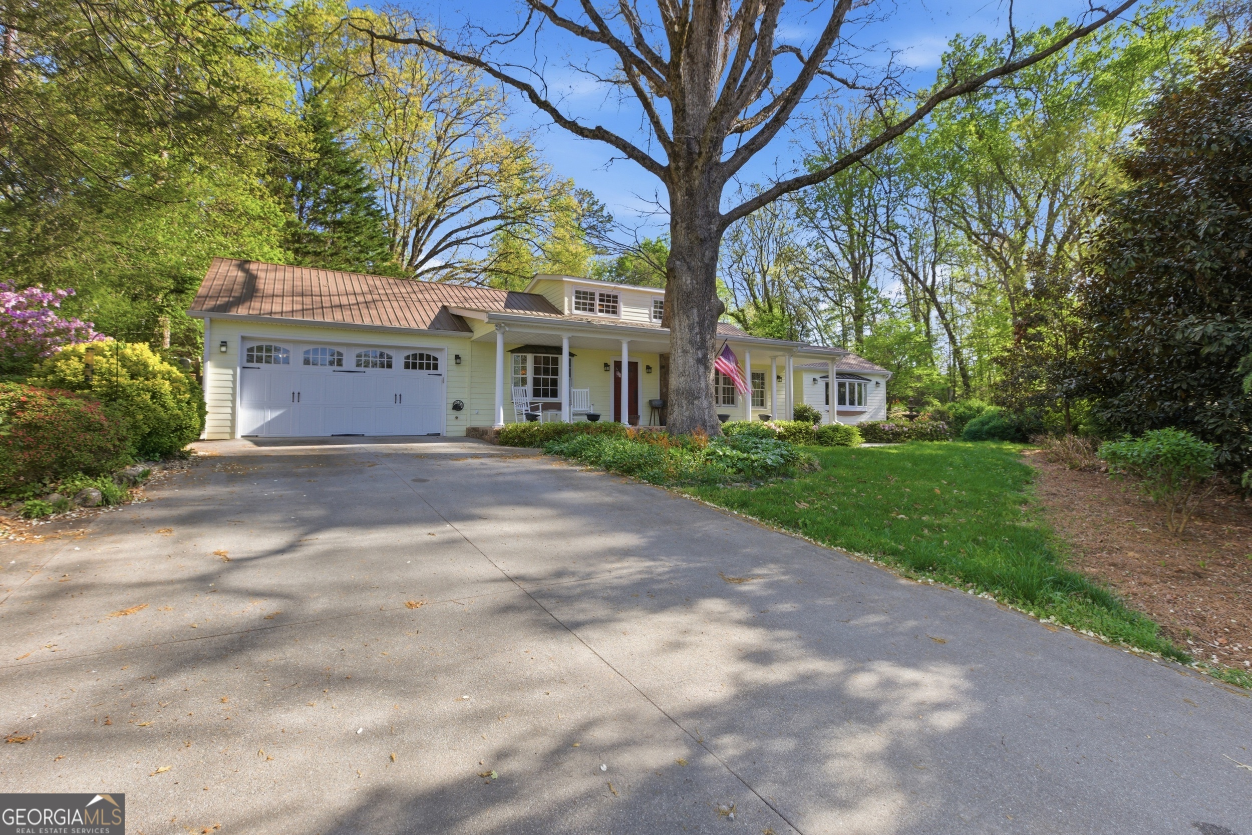 1116 Highway 76 W Property Photo 1