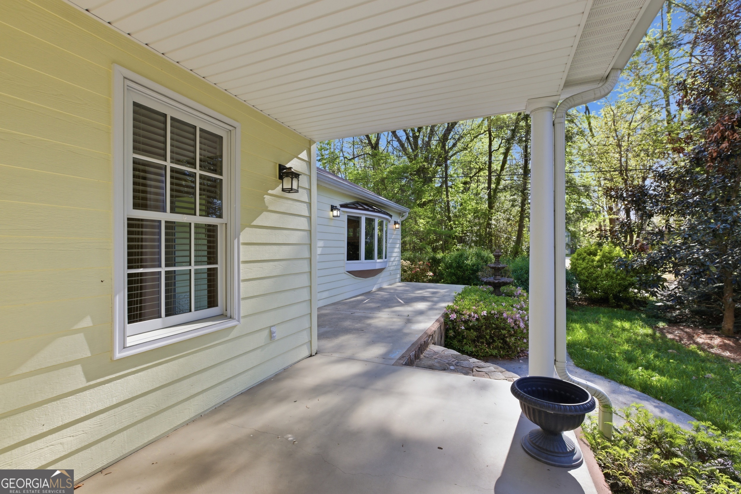 1116 Highway 76 W Property Photo 5