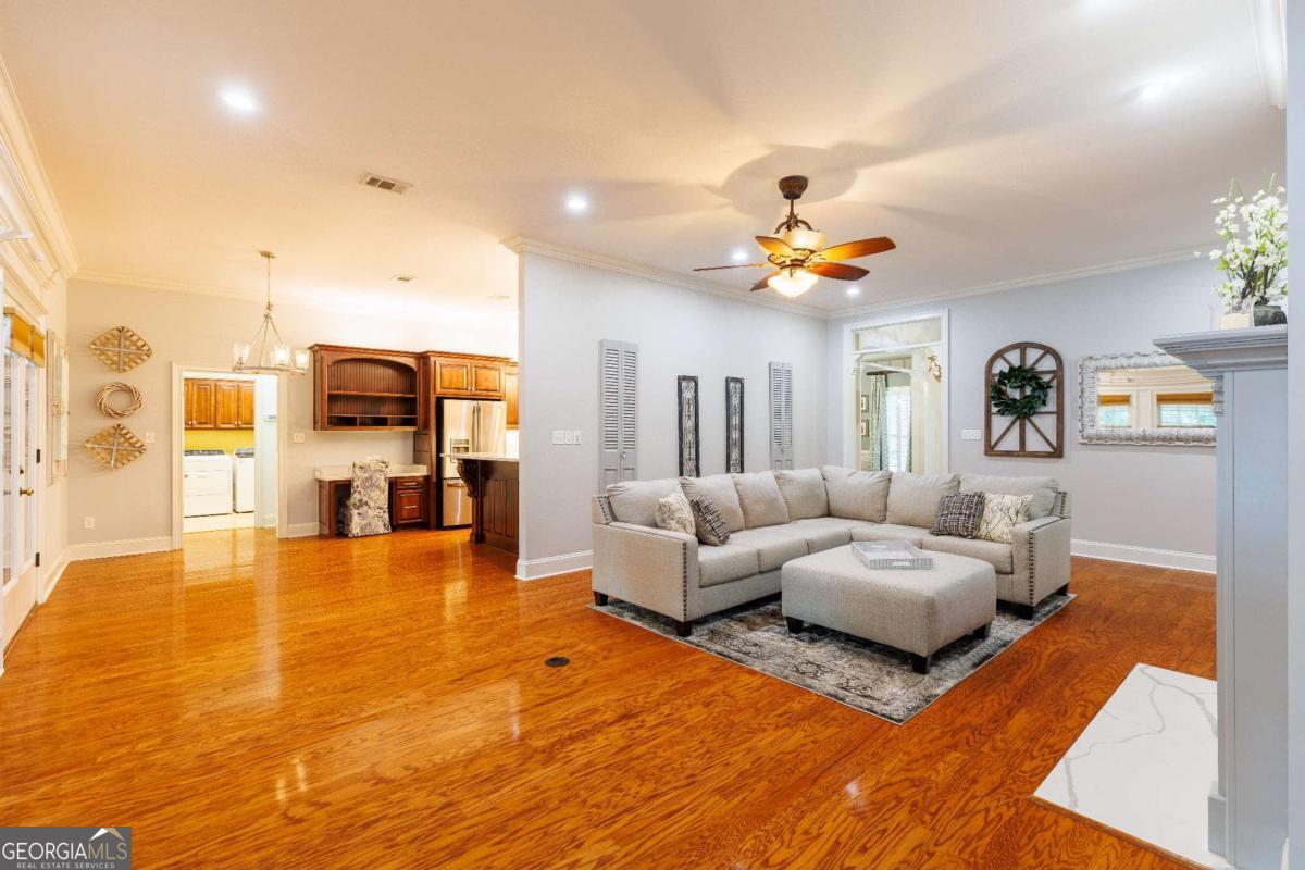 4305 Fouracre Place Property Photo 13