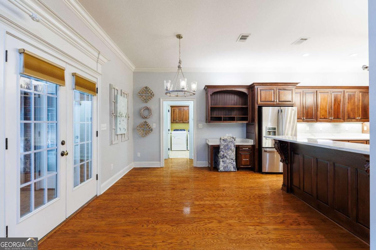 4305 Fouracre Place Property Photo 14