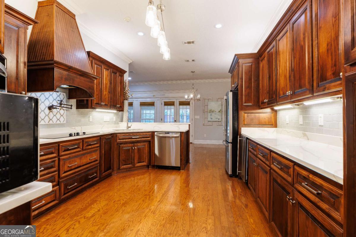 4305 Fouracre Place Property Photo 17