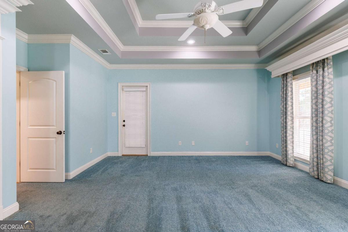 4305 Fouracre Place Property Photo 29