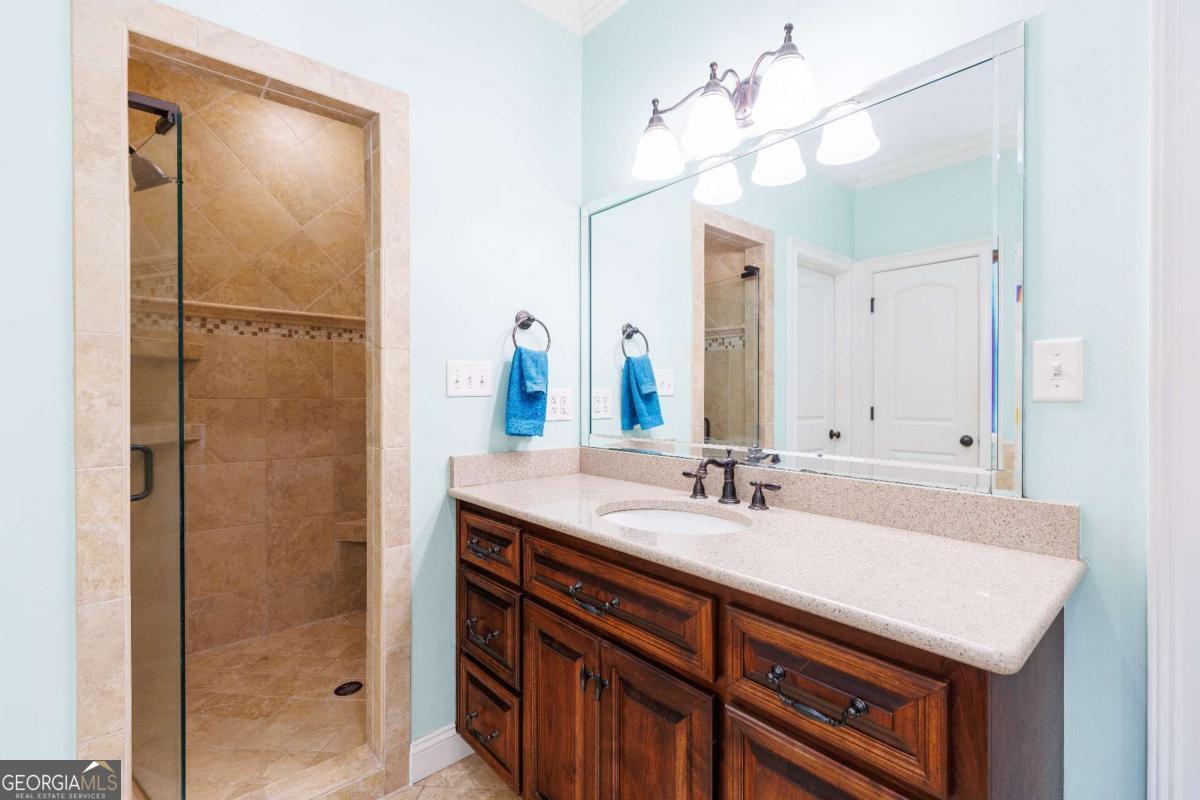 4305 Fouracre Place Property Photo 32