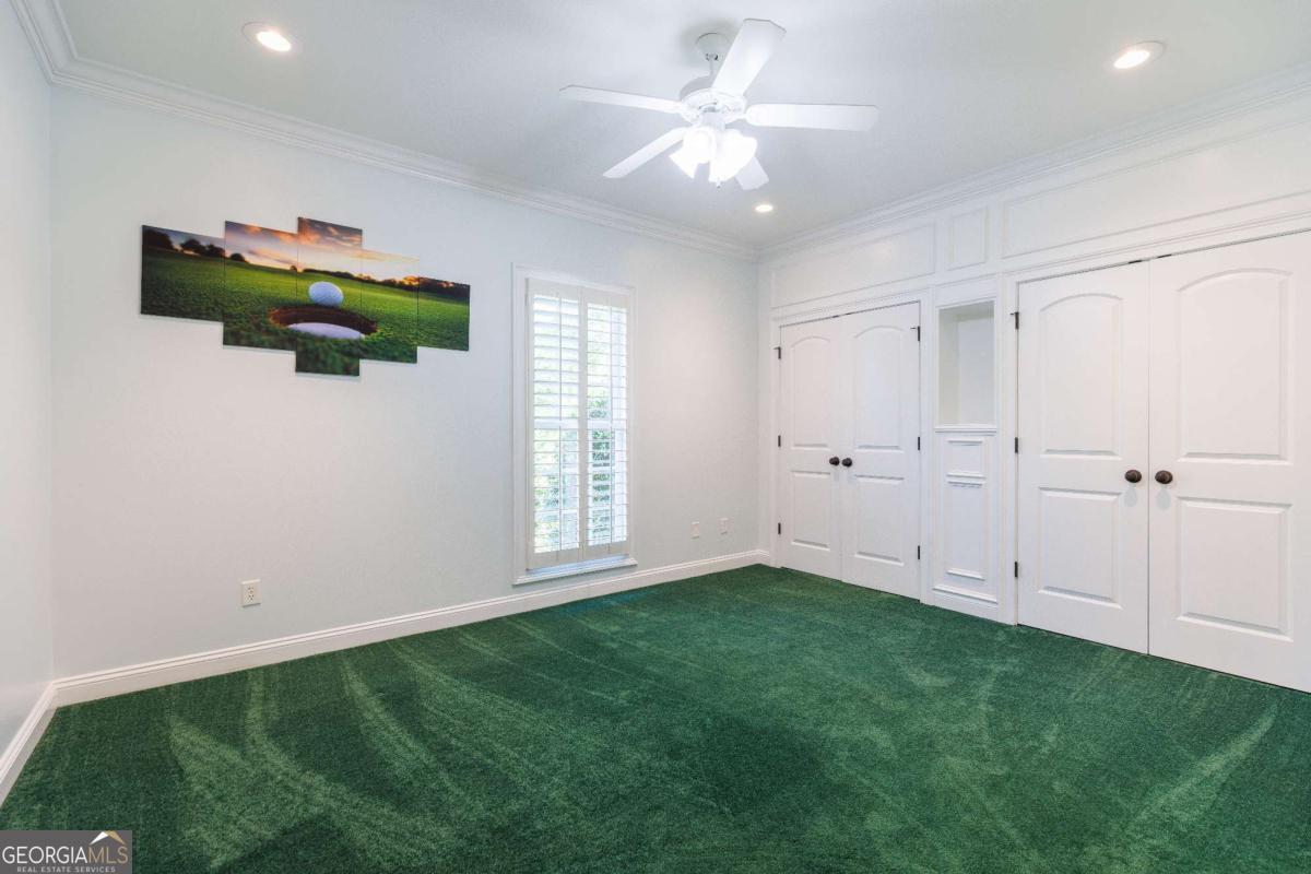 4305 Fouracre Place Property Photo 36