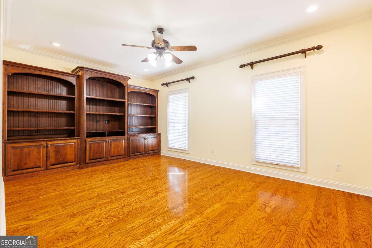 4305 Fouracre Place Property Photo 42