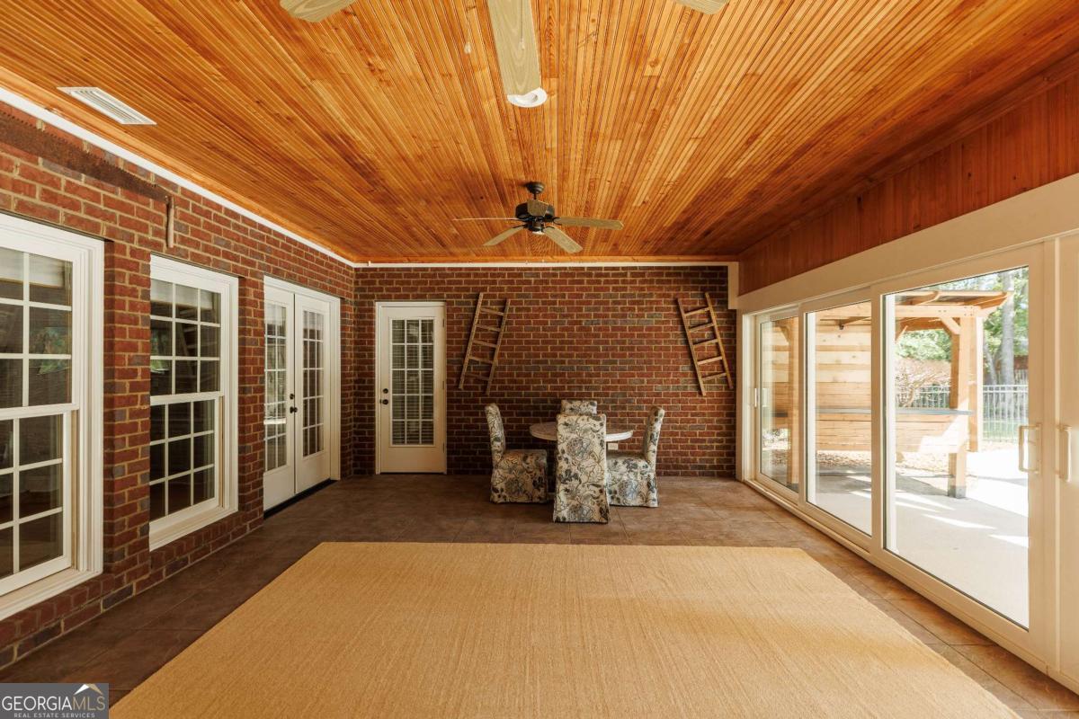 4305 Fouracre Place Property Photo 47