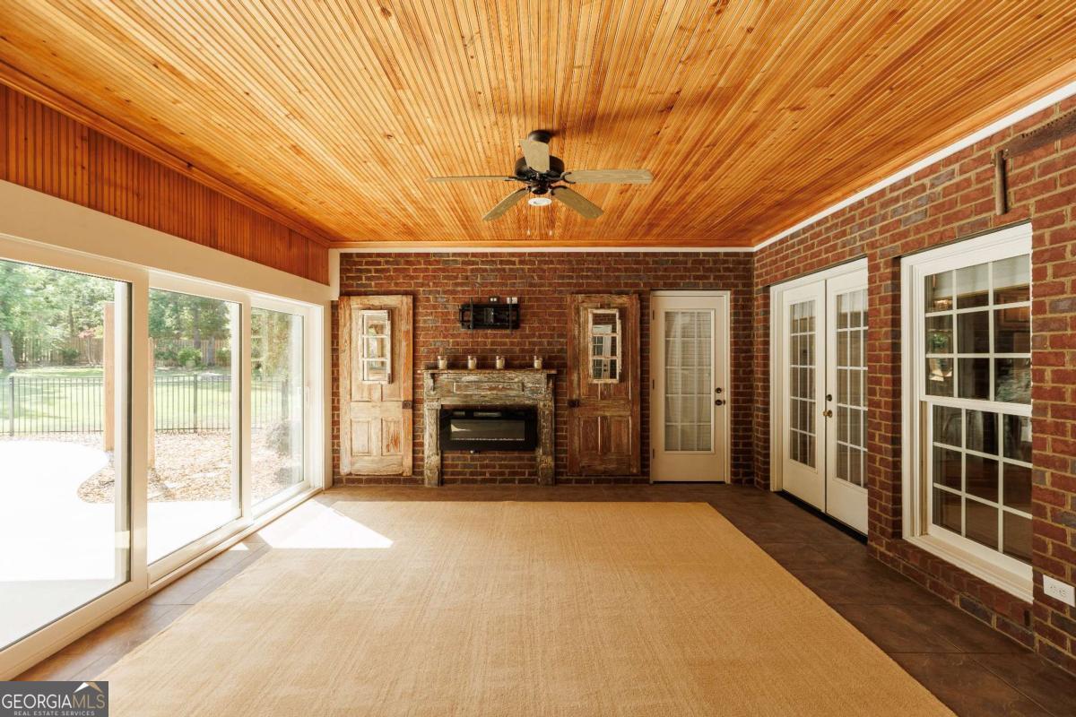 4305 Fouracre Place Property Photo 48