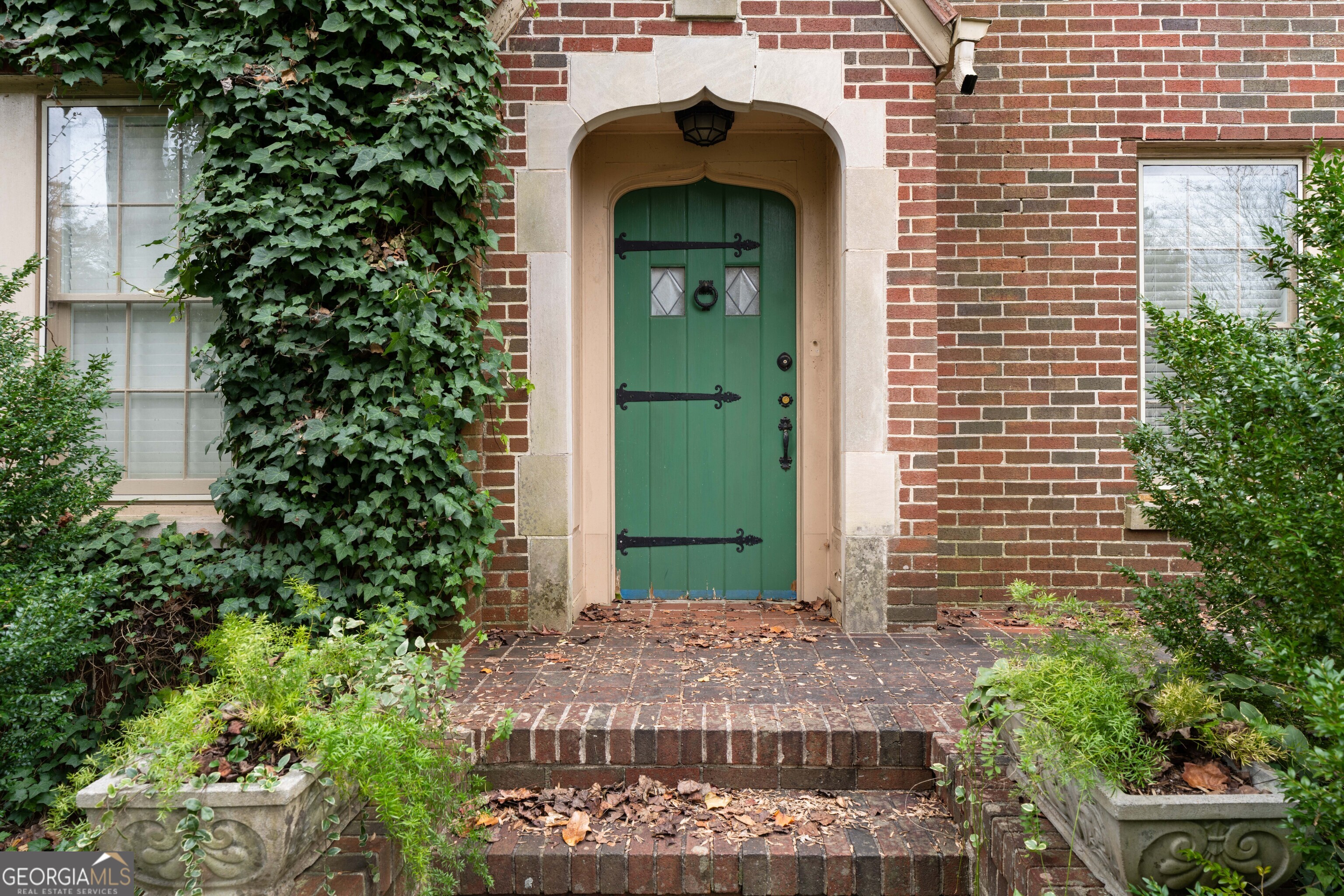 1080 Clifton Road Ne Property Photo 6