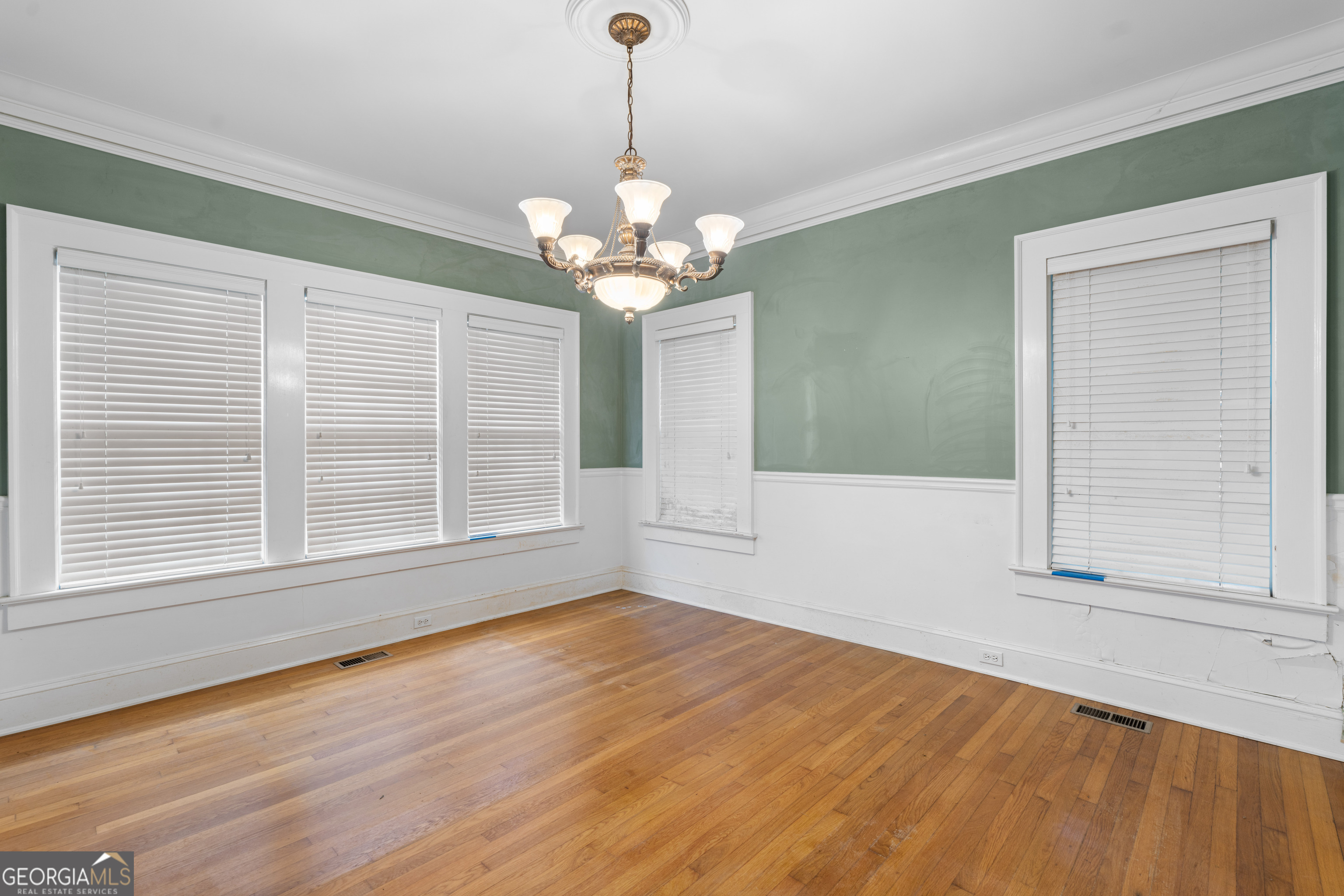 1080 Clifton Road Ne Property Photo 10