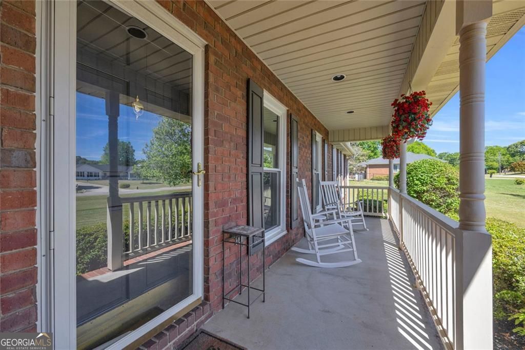 71 Woodridge Way Property Photo 10