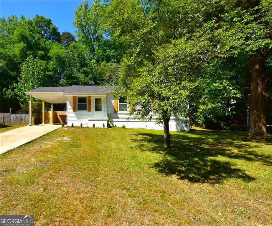 2030 Sanders Drive Property Photo 2