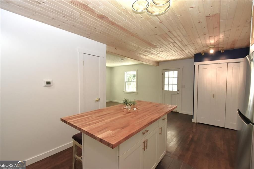 2030 Sanders Drive Property Photo 13