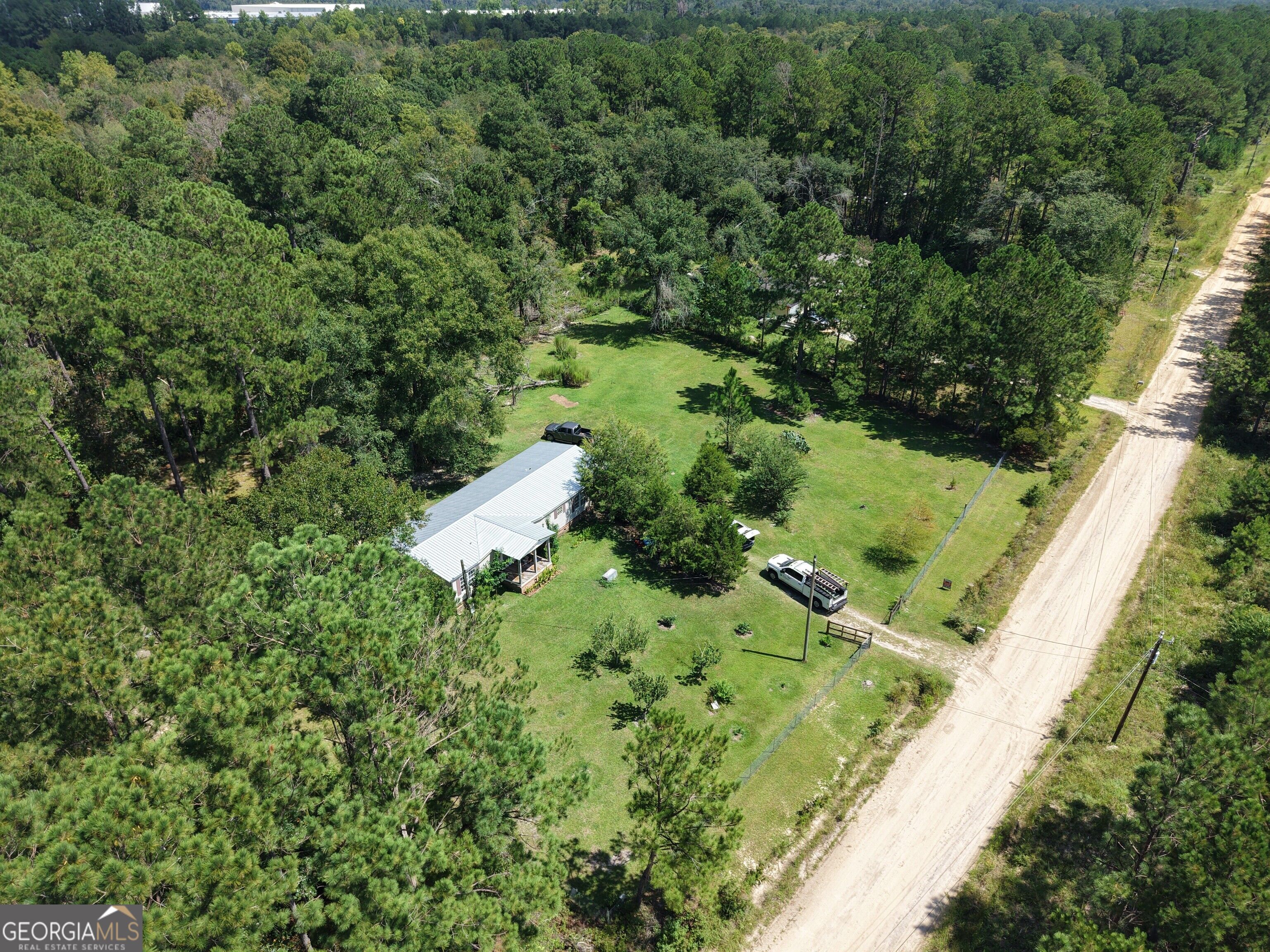686 Victory Circle Property Photo 3