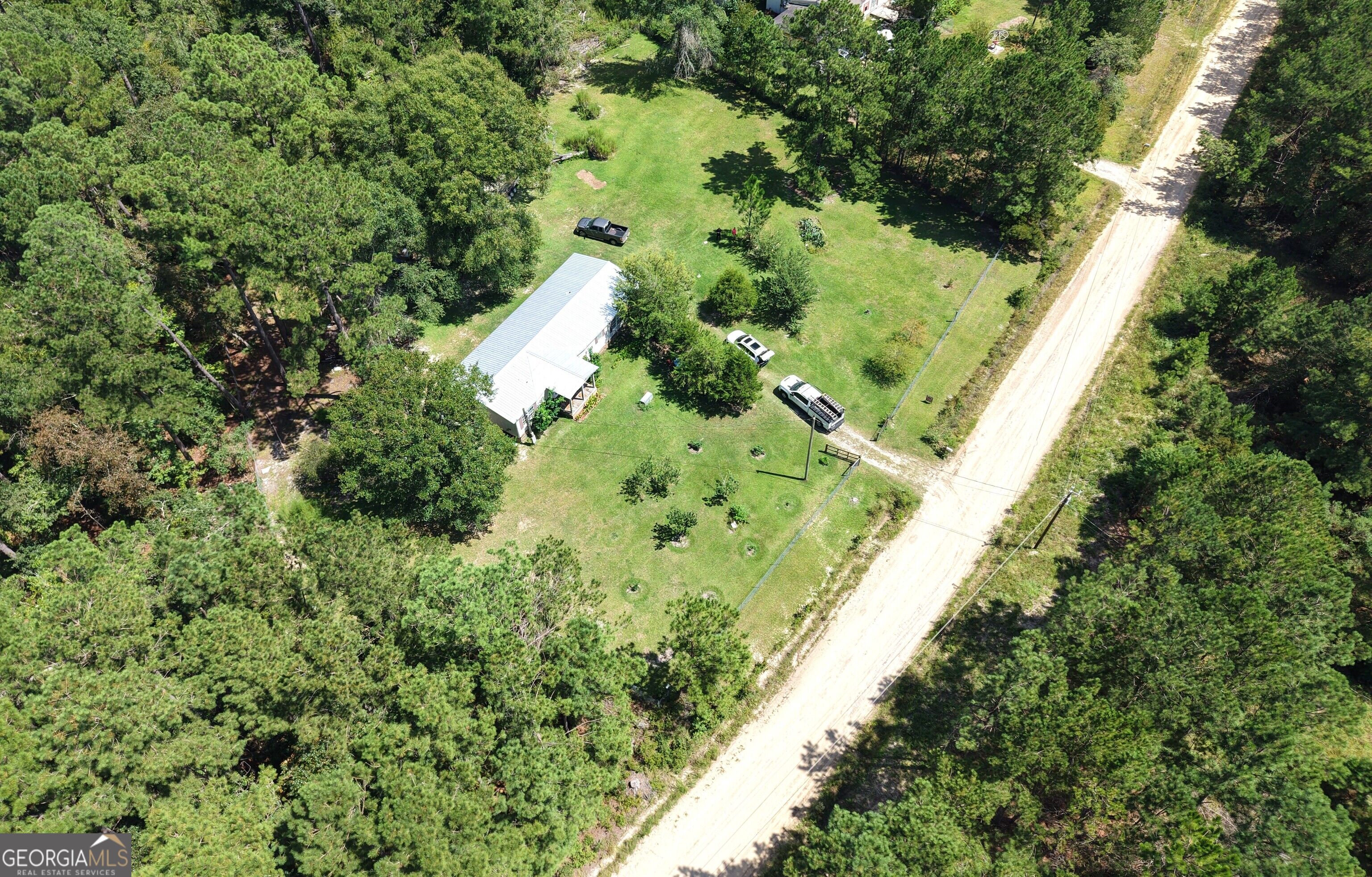 686 Victory Circle Property Photo 5