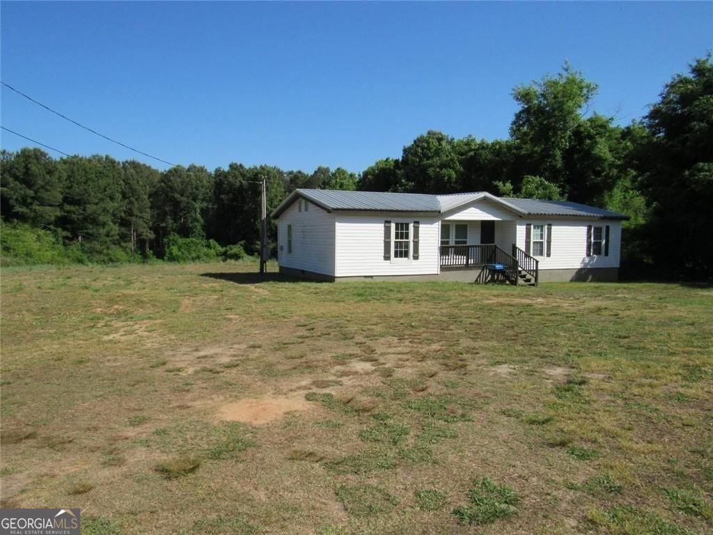 1460 Hwy 100 Property Photo 1