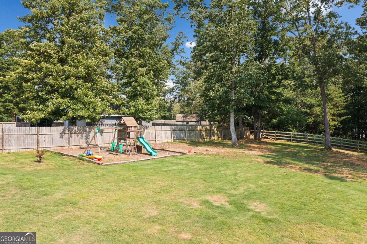 13 Four Feathers Lane Property Photo 10